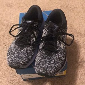 Brooks Launch 5 Women’s Size 8